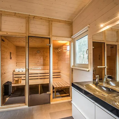 Amazing In With Sauna רוהלה